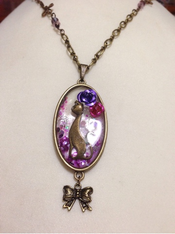 金古美紫猫のネックレス: 紫乃匣～ディップ＆レジンアクセサリー～